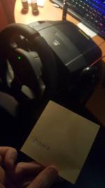 Руль Logitech MOMO Racing Force Feedback фото