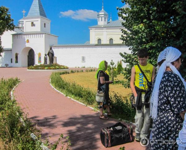 Свято-Георгиевский Мещовский монастырь. Мещовский монастырь Калужская область. Мещовский Свято-Георгиевский мужской монастырь сайт. Свято-Георгиевский Мещовский мужской монастырь верблюд.