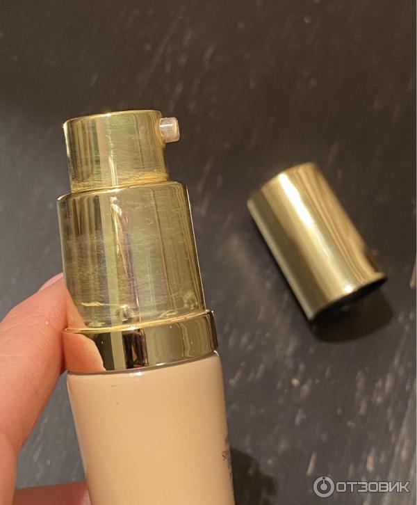 Тональный крем Estee Lauder Futurist Hydra Rescue SPF45 фото