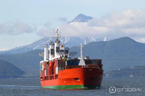 Пароходы петропавловска камчатского. Камчатское Морское пароходство Петропавловск-Камчатский. КМП Камчатское Морское пароходство. Транспорт Камчатка. Морские перевозки Владивосток Петропавловск - Камчатский.