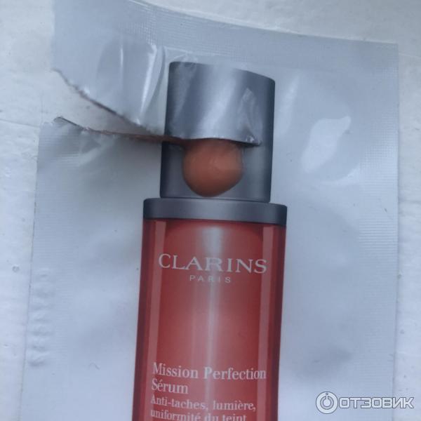 Сыворотка выравнивающая тон кожи Clarins Mission Perfection фото