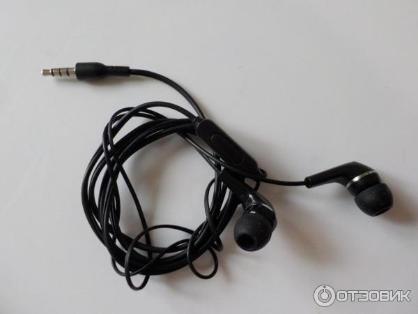 Телефон Nanophone Elari C