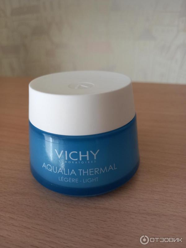 Крем для лица Vichy Aqualia Thermal Light Cream для чувствительной кожи фото