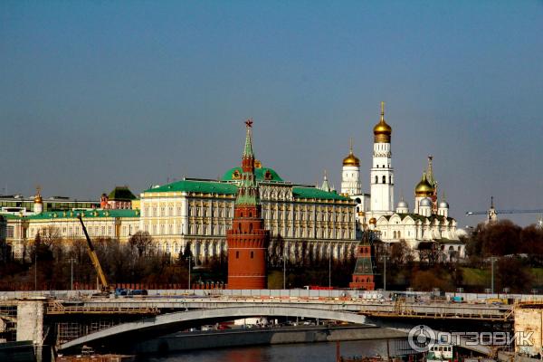 Смотровая площадка храма Христа Спасителя (Россия, Москва) фото