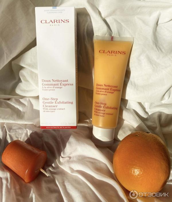 Очищающий крем Clarins с отшелушивающим эффектом