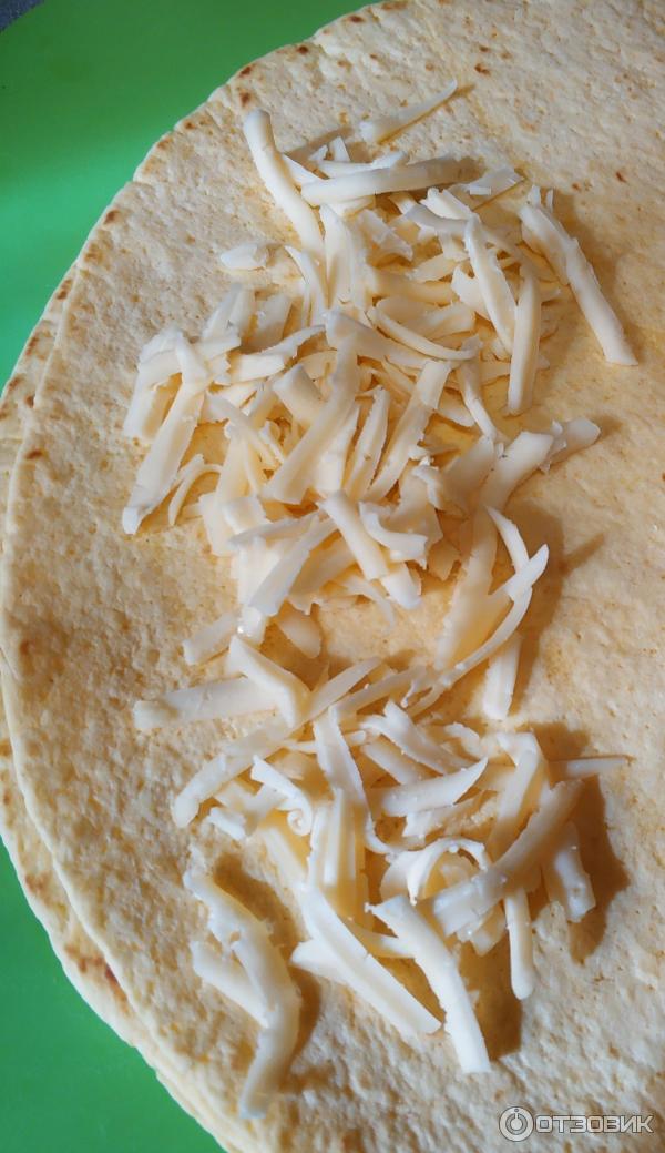 Мексиканские лепешки пшеничные со вкусом сыра Tortillas Delicados фото