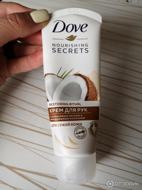 Крем для рук Dove Nourishing Secrets с кокосовым маслом и миндальным молочком фото