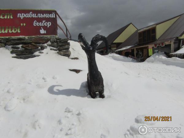 Канатная дорога в пос. Домбай (Россия, Карачаево-Черкессия) фото