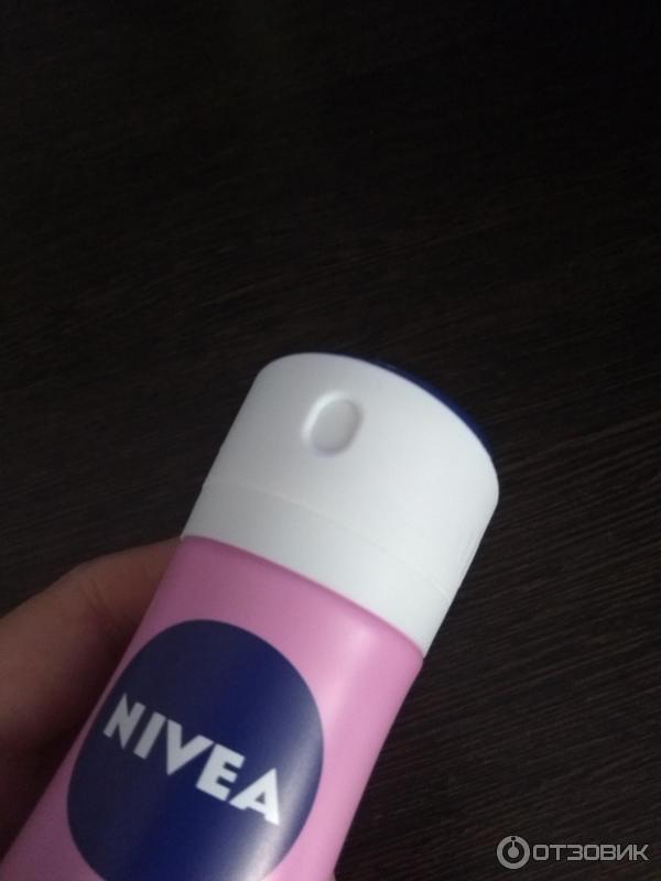 Антиперспирант-спрей Nivea Love Be Trendy Нежная свежесть фото