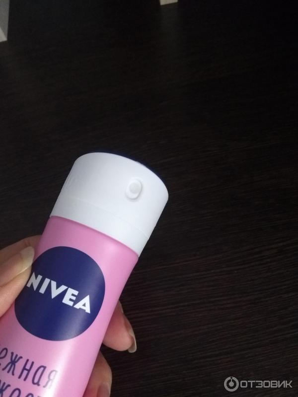 Антиперспирант-спрей Nivea Love Be Trendy Нежная свежесть фото