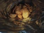 Картофельные чипсы Lays фото
