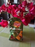 Картофельные чипсы Lays фото