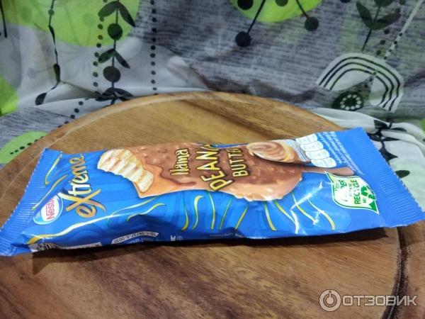 Мороженое с ароматом арахисового масла Nestle Extreme Nama Peanut Butter Flavour фото