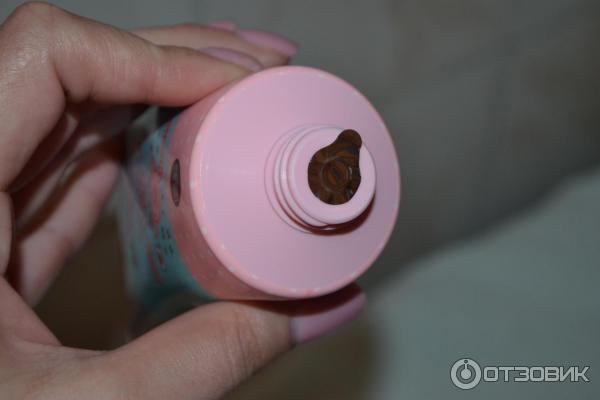 Глубоко очищающая пенка для лица Holika Holika Pig-clear dust out Deep Cleansing Foam фото