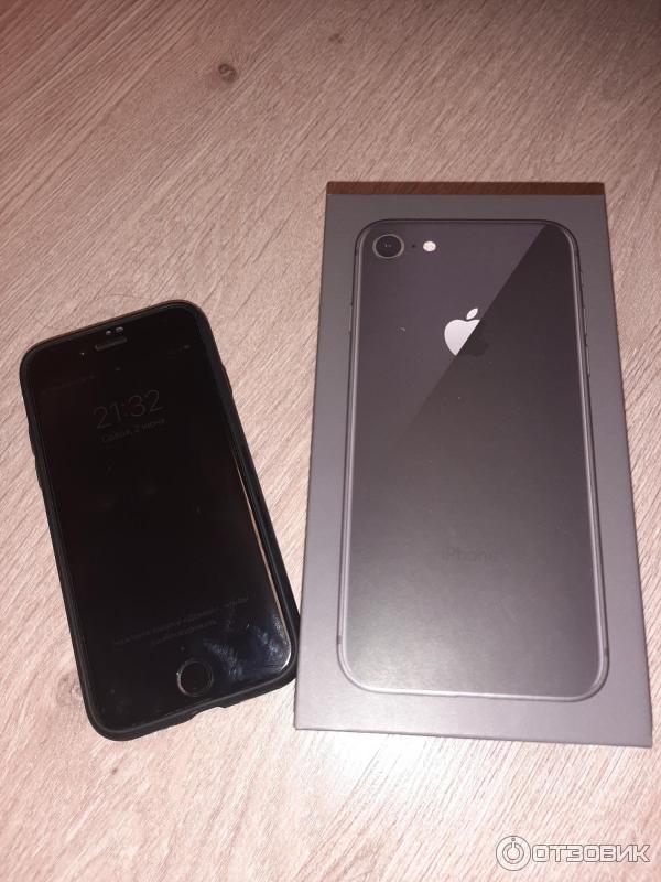 Смартфон Apple iPhone 8 фото