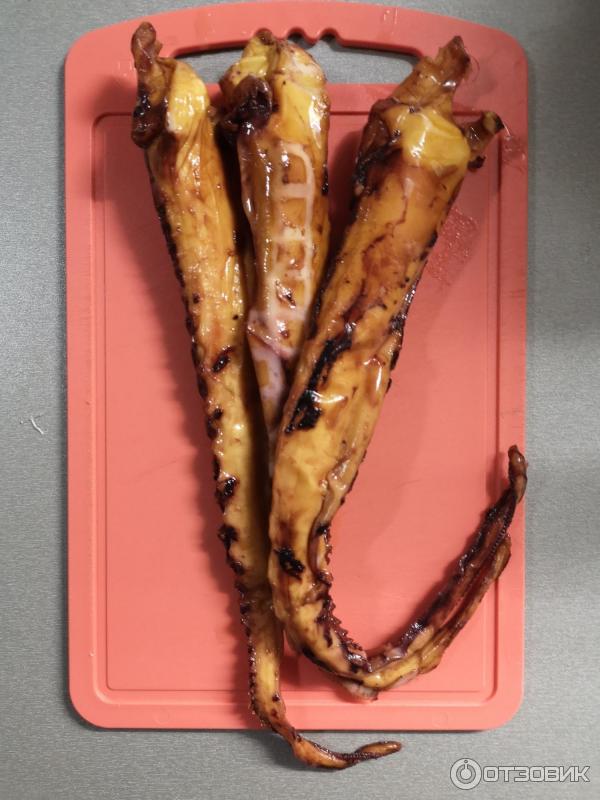 Щупальца кальмара копченые. Щупальца кальмара копченые. Копчение щупалец кальмара. Копчение щупалец кальмара. Вялено копченый кальмар.