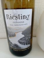 Вино белое полусухое Riesling Rheinhessen Feinherb фото