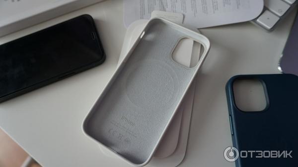 Чехол Apple Silicone Case для iPhone 12 фото