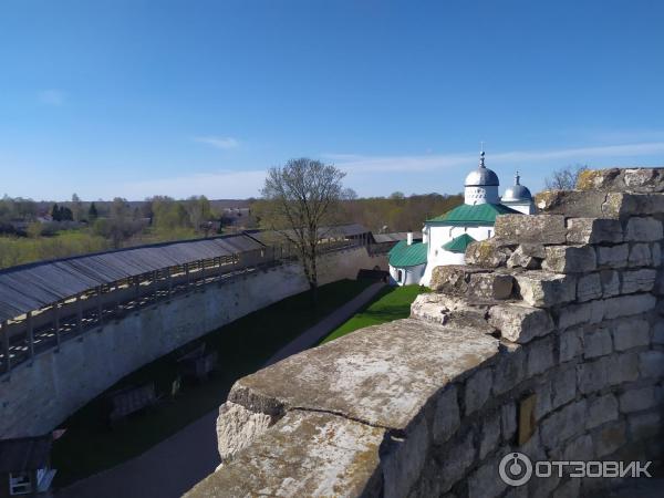 Поселок Старый Изборск (Россия, Псковская область) фото