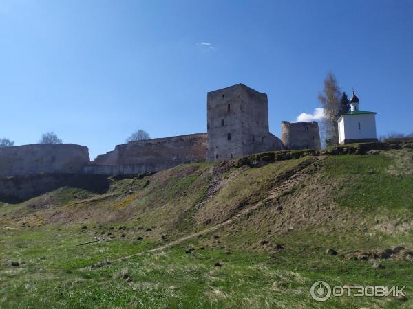 Поселок Старый Изборск (Россия, Псковская область) фото