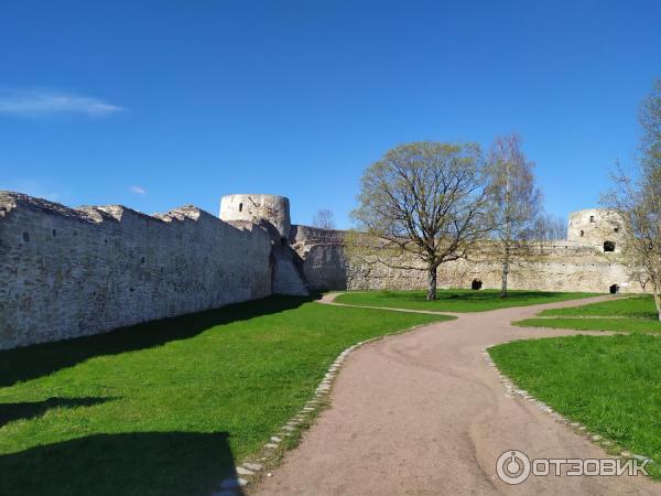 Поселок Старый Изборск (Россия, Псковская область) фото