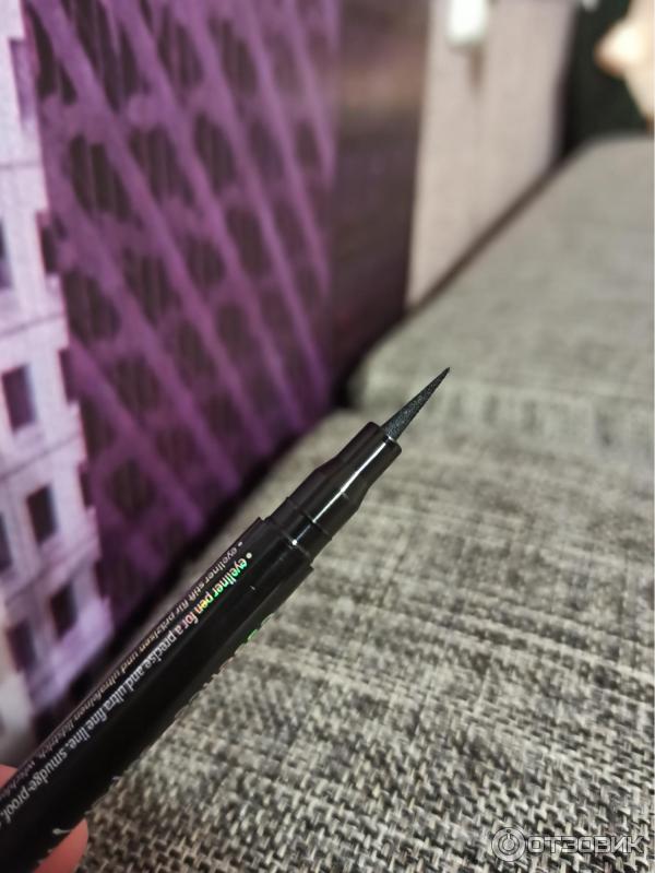 Подводка для глаз Essence Superfine Eyeliner Pen фото