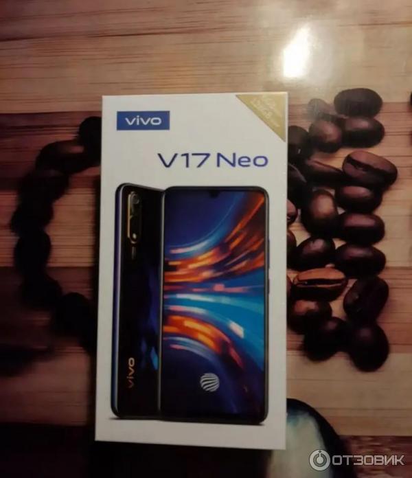 Смартфон Vivo V17 фото