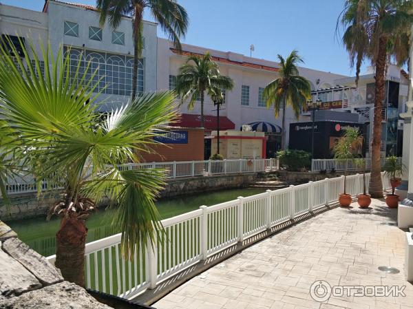 Канкун достопримечательности фото La Isla Shopping Village