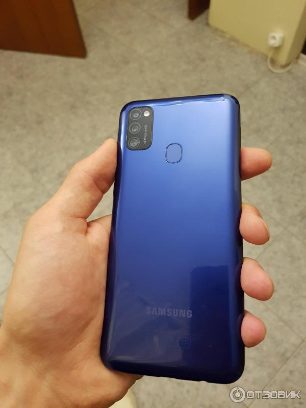 Смартфон Samsung Galaxy M21 фото