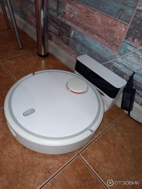 Робот пылесос Xiaomi Mi Robot Vacuum Cleaner фото