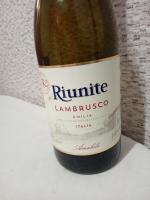 Вино игристое красное Riunite Lambrusco Emilia Amabile фото