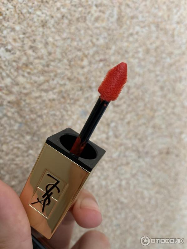 Лак для губ Yves Saint Laurent Rouge Pur Couture Vernis a Levres Glossy Stain фото