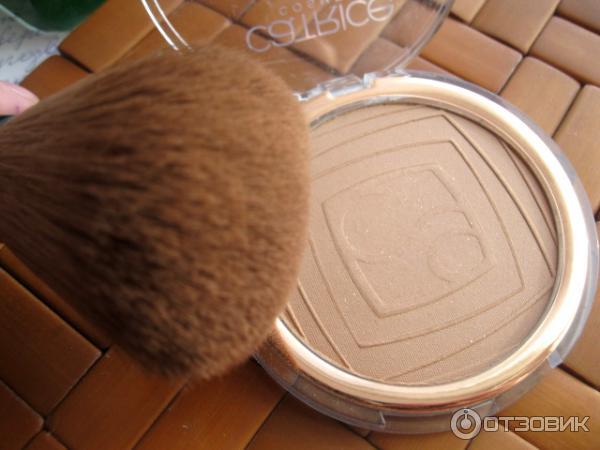 Пудра Catrice Sun Glow Matt Bronzing Powder фото