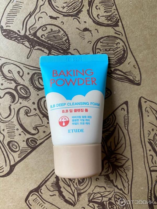 Очищающая пенка Etude House Baking Powder Pore&BB Deep Cleansing Foam фото