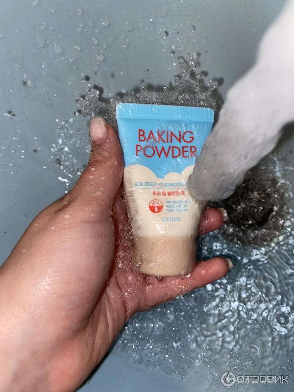 Очищающая пенка Etude House Baking Powder Pore&BB Deep Cleansing Foam фото