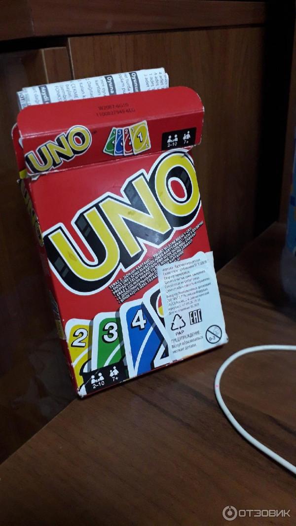 Настольная карточная игра UNO фото