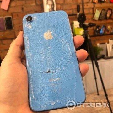 Разбитый Iphone XR