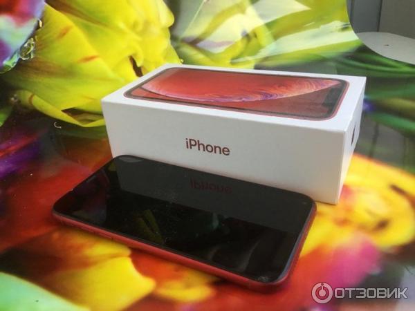 Смартфон Apple iPhone XR фото