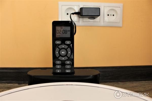 Робот-пылесос Polaris PVCR 1028 WI-FI IQ Home фото