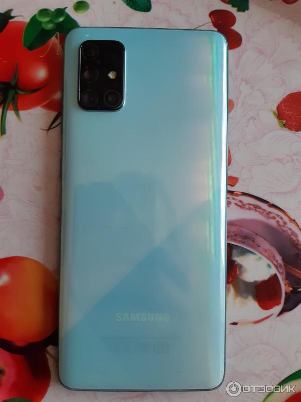 Смартфон Samsung Galaxy A71 фото