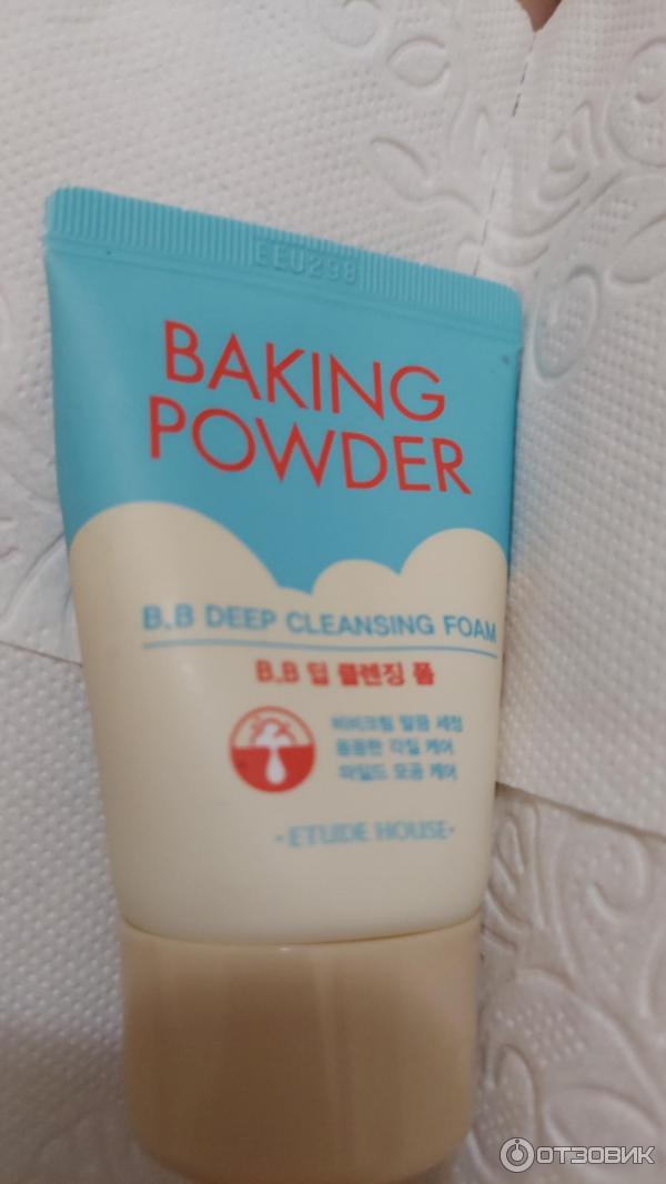 Очищающая пенка Etude House Baking Powder Pore&BB Deep Cleansing Foam фото