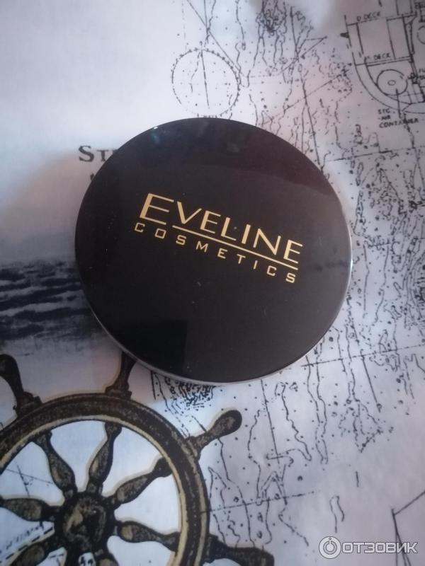 Пудра Eveline Cosmetics Celebrities Beauty Матирующая фото