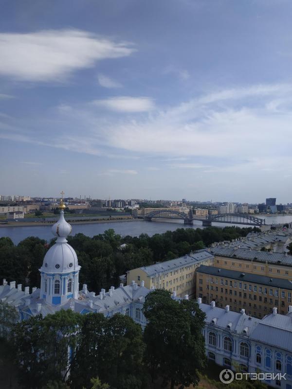 Смотровая площадка на звоннице Смольного собора (Россия, Санкт-Петербург) фото