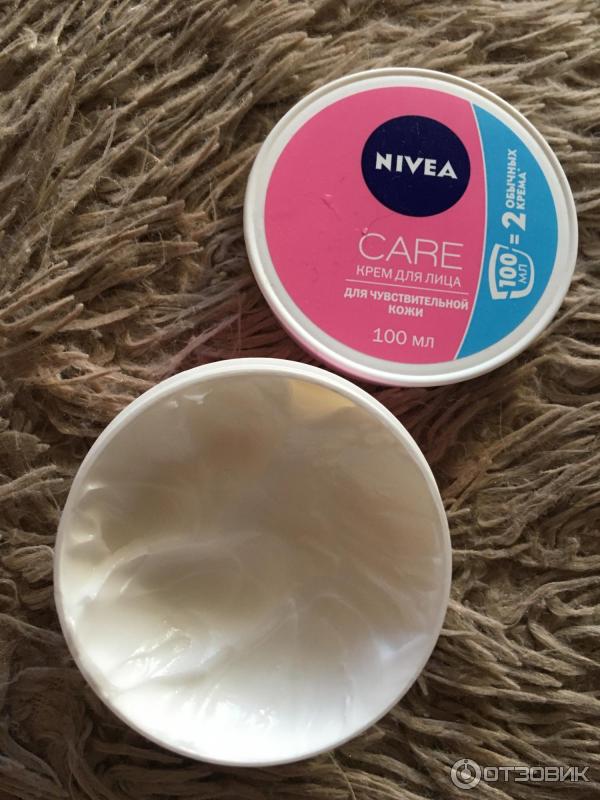 Увлажняющий крем Nivea Care для чувствительной кожи лица фото