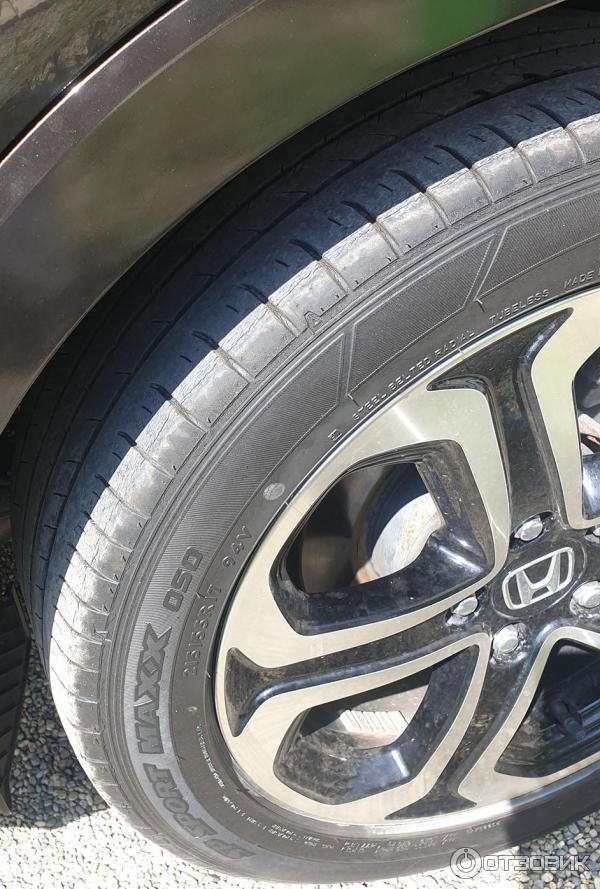 Автомобиль Honda Vezel кроссовер фото