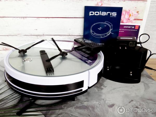 Робот-пылесос Polaris PVCR 0833 WI-FI IQ Home