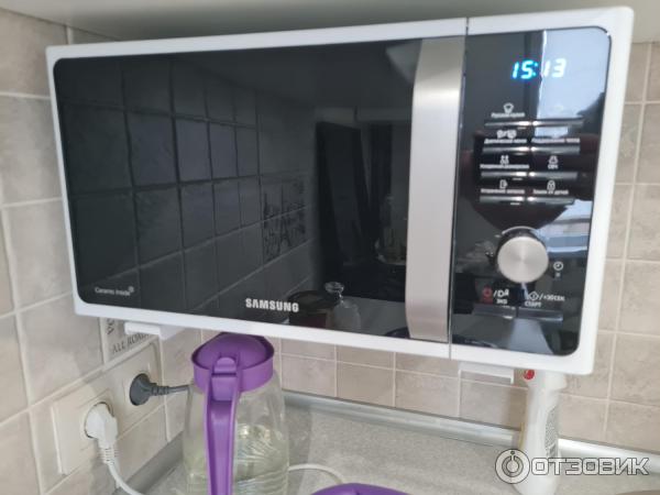 Микроволновая печь Samsung MS23F302TQS фото