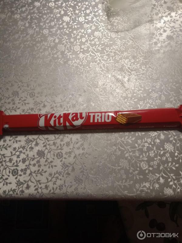 Шоколадный батончик KitKat TRIO фото