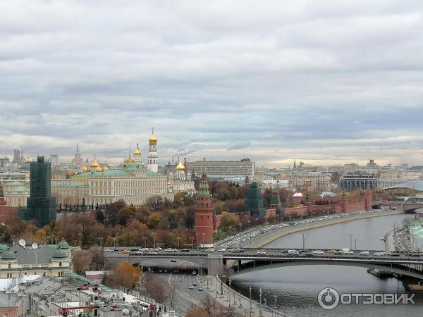 Обзорная площадка храма Христа Спасителя в Москве