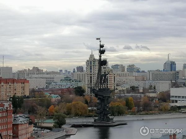 Обзорная площадка храма Христа Спасителя в Москве